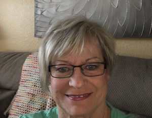 Meet your Posher, Connie